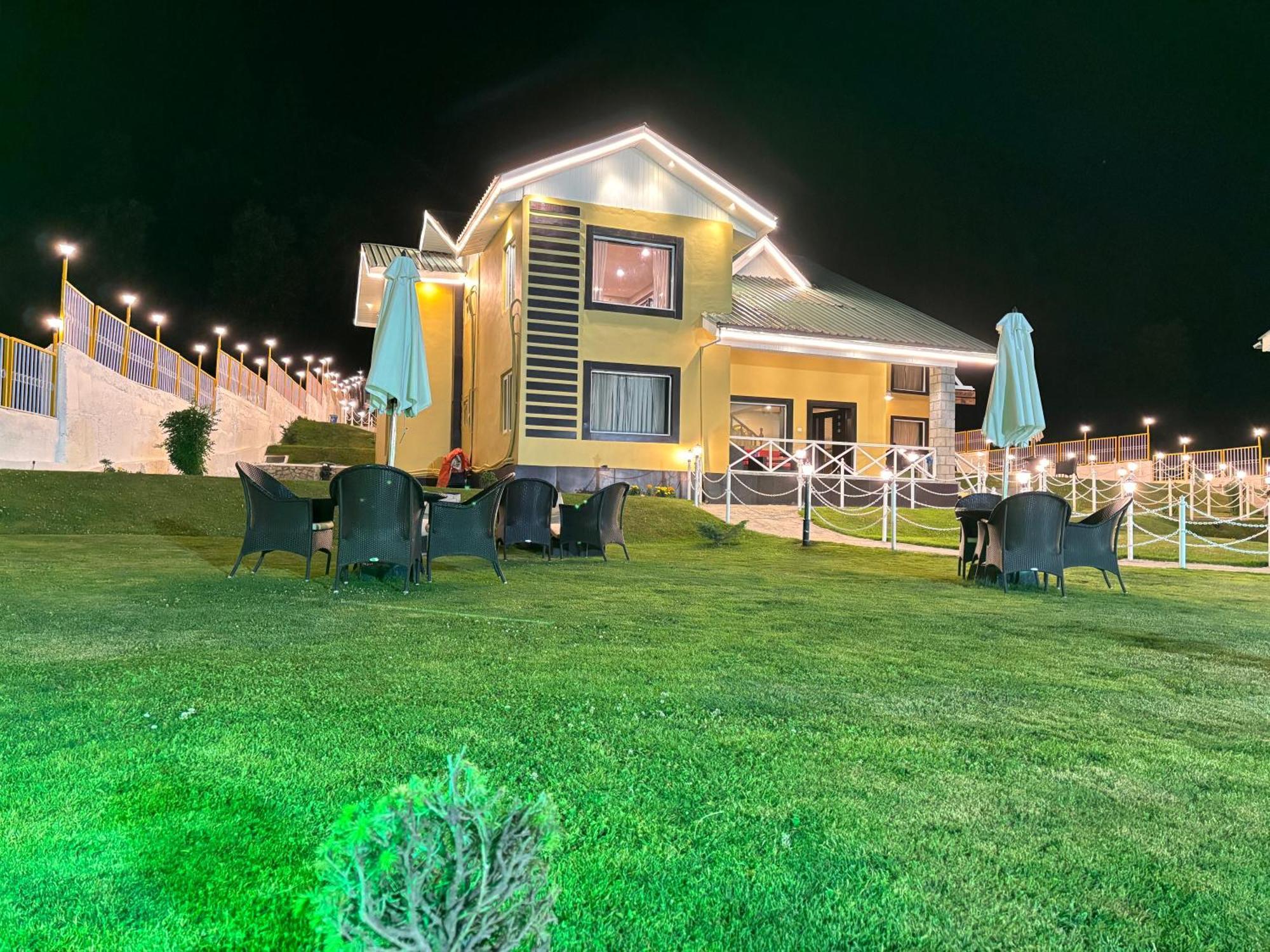 Arco Hotels & Resorts Sonamarg Bagian luar foto